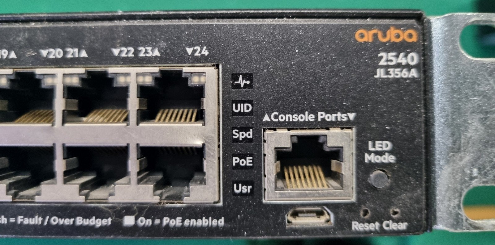 Aruba 2540 24G PoE+ 4SFP+ Switch (JL356A), Ophalen of Verzenden