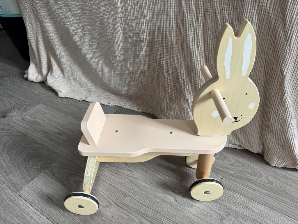 Trixie houten loopfiets konijn, Ophalen, Zo goed als nieuw, Loopfiets