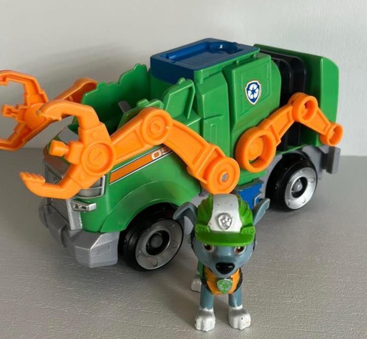 Paw patrol rocky met vuilniswagen, Ophalen of Verzenden, Zo goed als nieuw