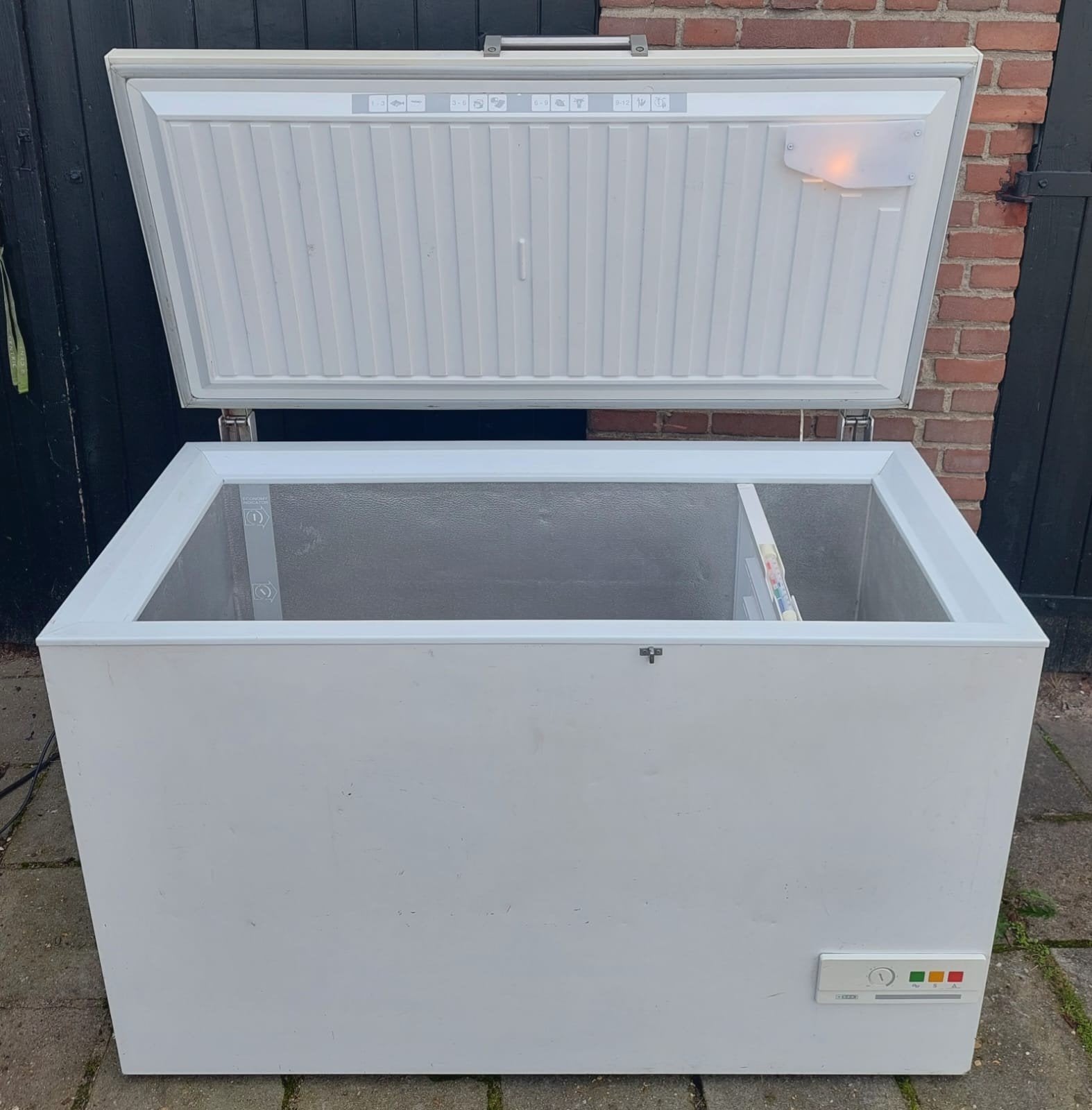 Hollandia vrieskist 296 liter, Vrieskist, Gebruikt, Vrijstaand, 90 cm of meer
