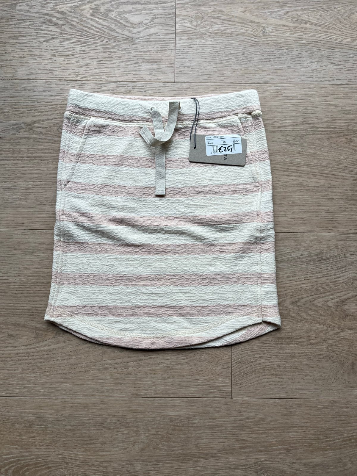 Nieuw gestreept rokje van Moscow maat 140, Kinderen en Baby's, Kinderkleding | Maat 140, Ophalen of Verzenden, Nieuw, Meisje, Jurk of Rok