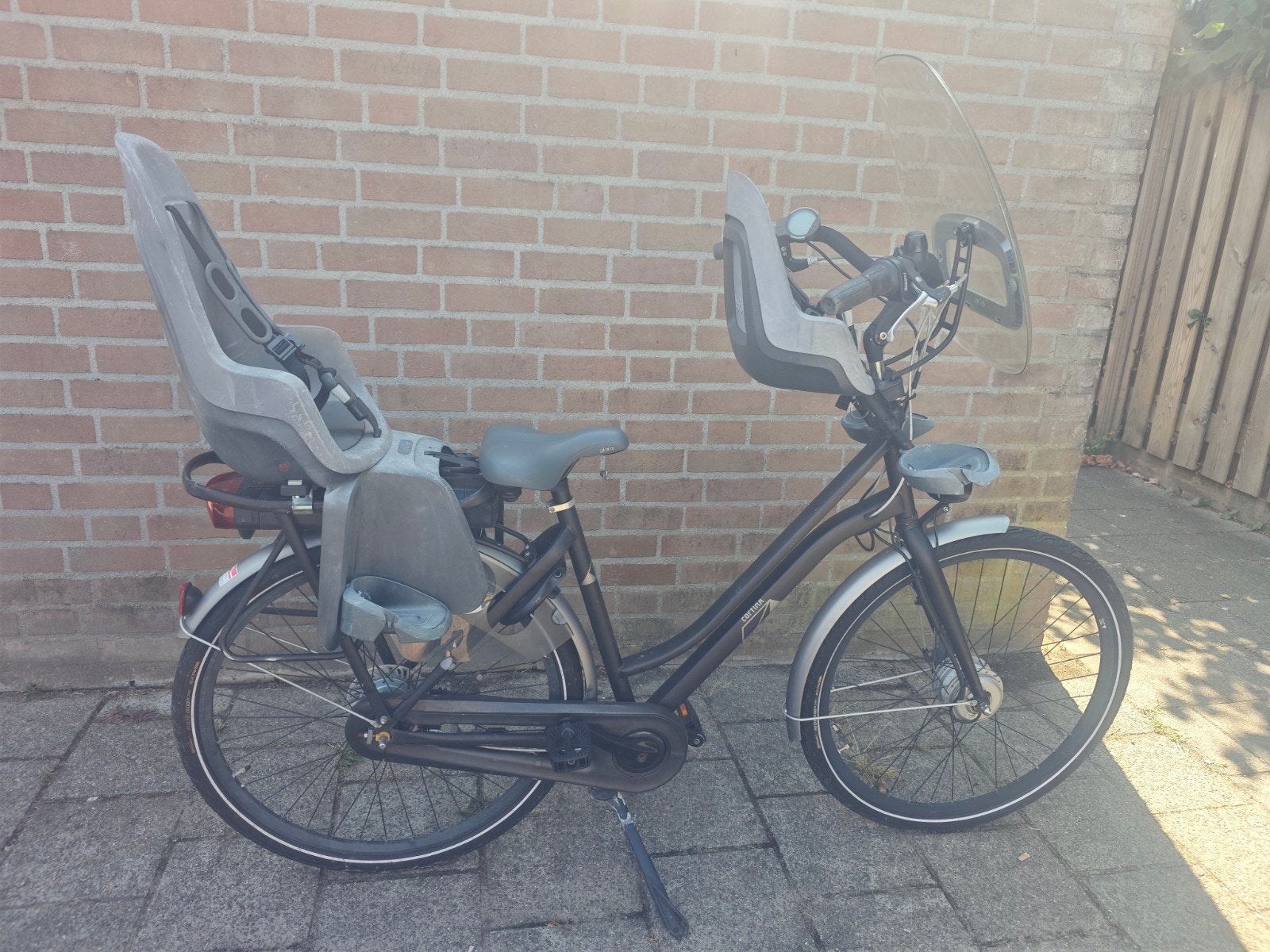Cortina elektrische mamafiets met Bobike zitjes, 51 tot 55 cm, Ophalen, Gebruikt, Cortina