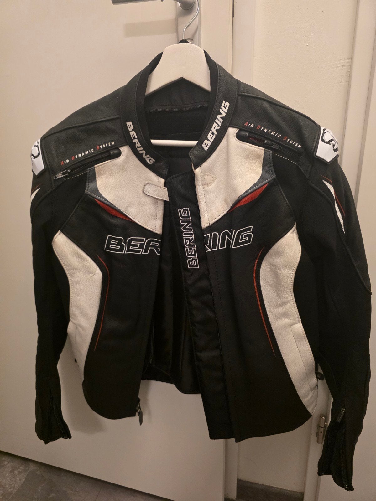 Bering Body Fit  Motorjas - Maat S, Motoren, Ophalen, Jas | textiel, Bering, Dames
