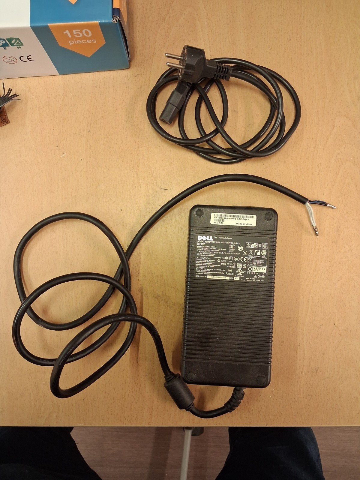 Gestabiliseerde 12 volt voeding, Hobby en Vrije tijd, Ophalen of Verzenden