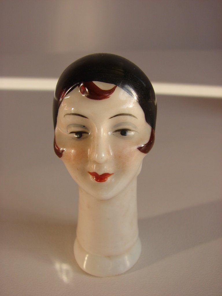 art deco flapper girl kopje - hoofdje, Ophalen of Verzenden