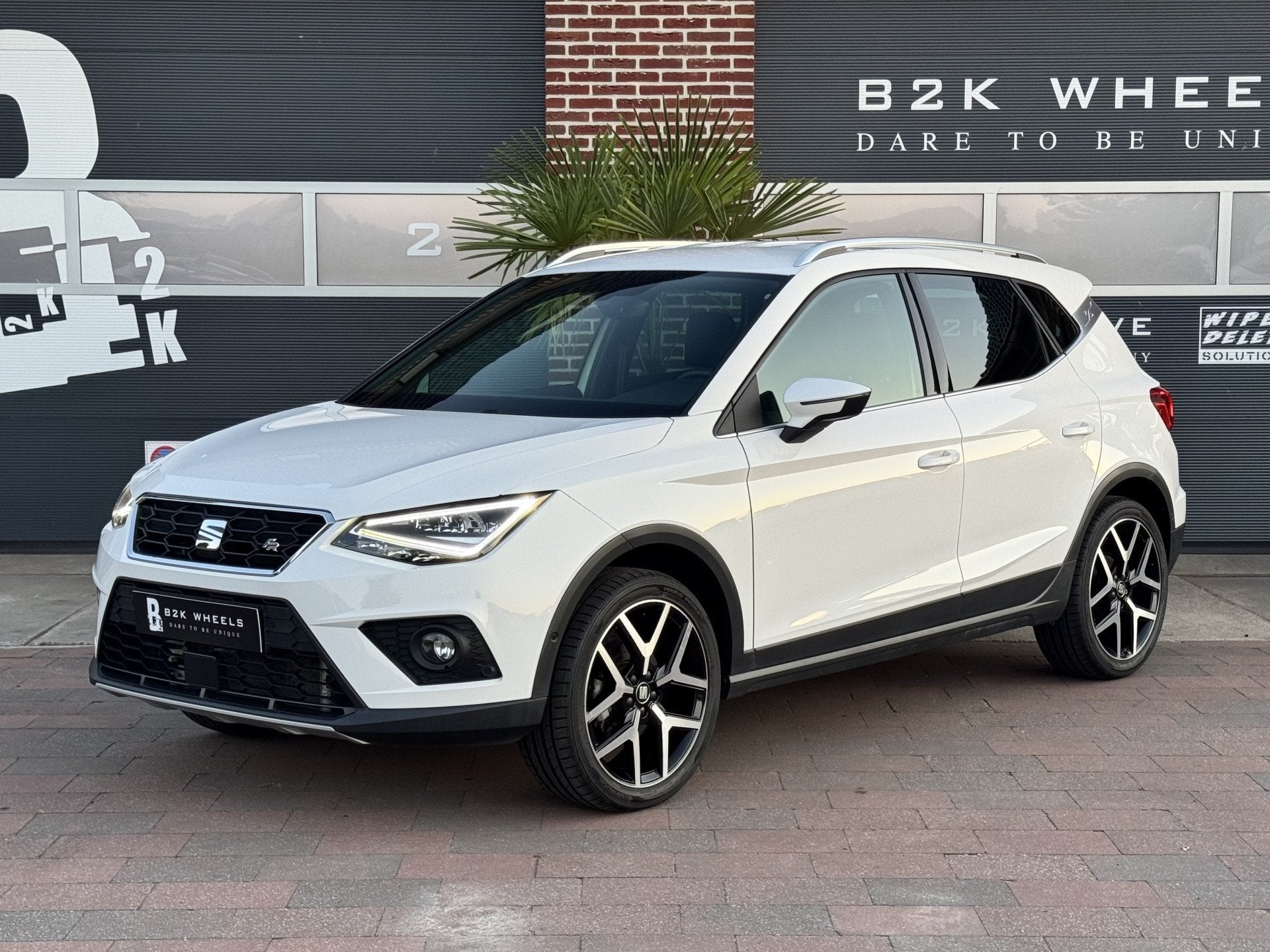 SEAT Arona 1.0 TSI FR Business Intense | LED | Stoelverw | T, Auto's, 116 pk, Bedrijf, Grijs, 600 kg