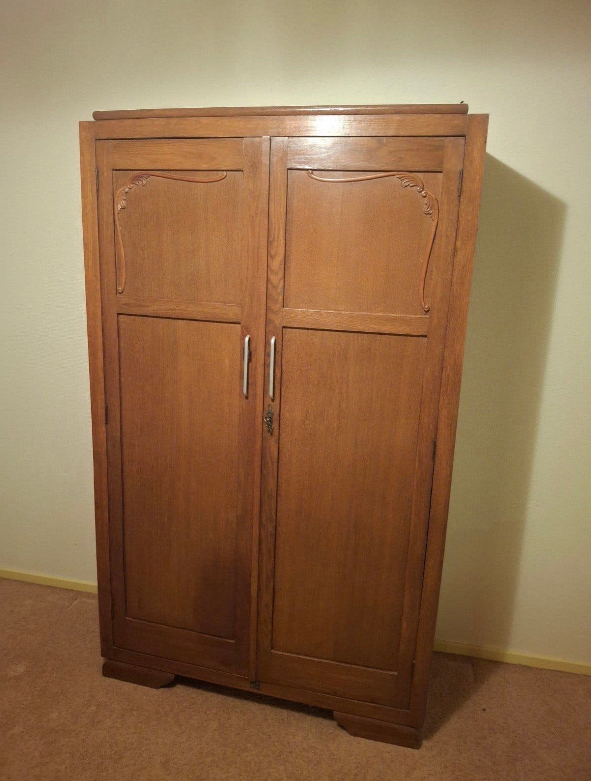 Antieke linnenkast, Huis en Inrichting, Ophalen, Gebruikt, 100 tot 150 cm, 150 tot 200 cm
