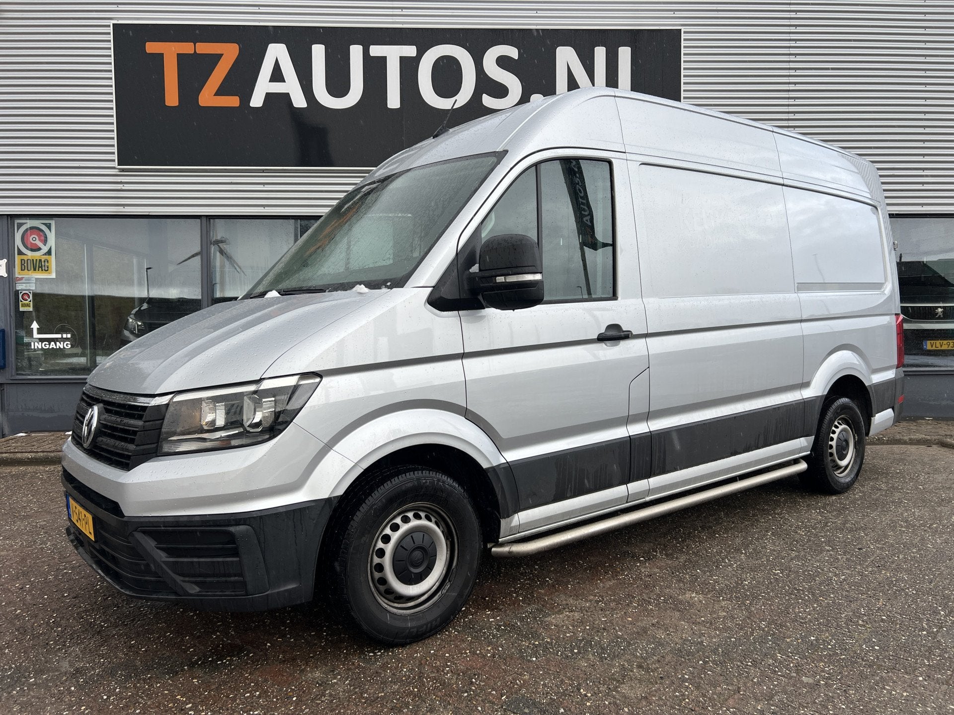 Volkswagen Crafter 35 2.0 177PK TDI L3H3 Sortimo/Nieuwstaat!, Voorwielaandrijving, Stof, Gebruikt, 4 cilinders