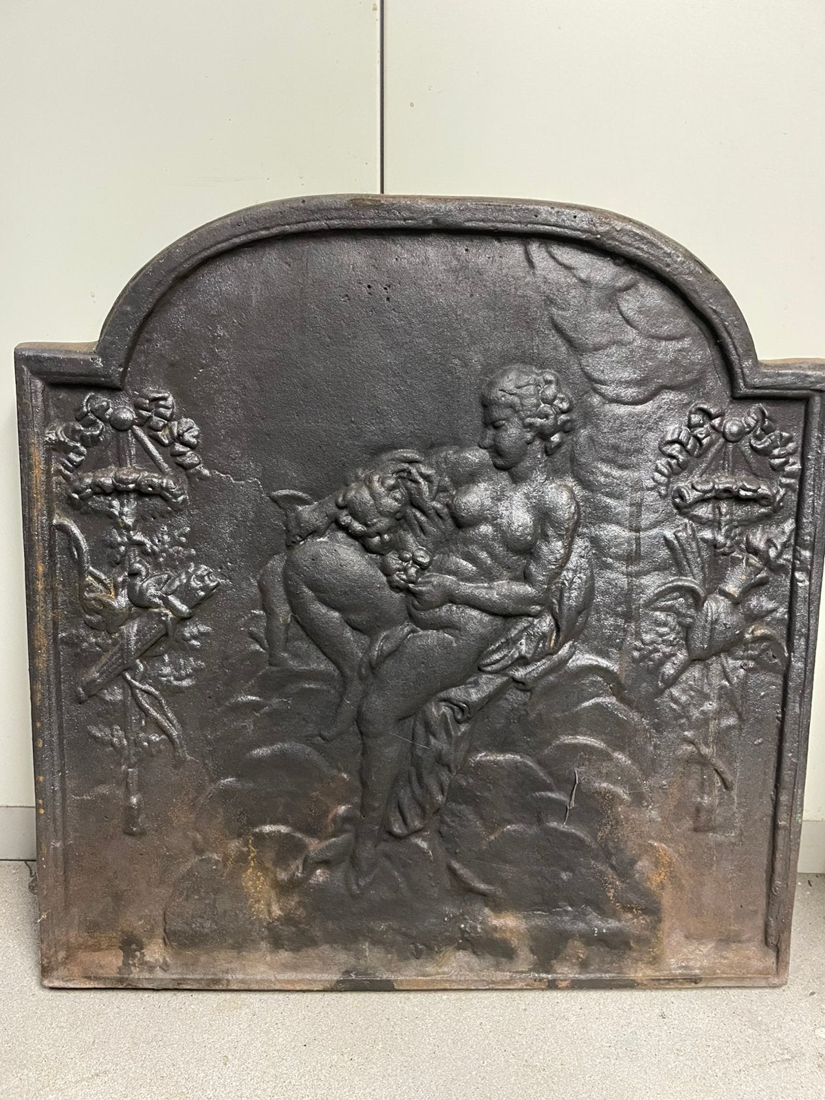 Haardplaat gietijzer 61X62 cm., Huis en Inrichting, Ophalen, Zo goed als nieuw, Vrijstaande haard, Houthaard