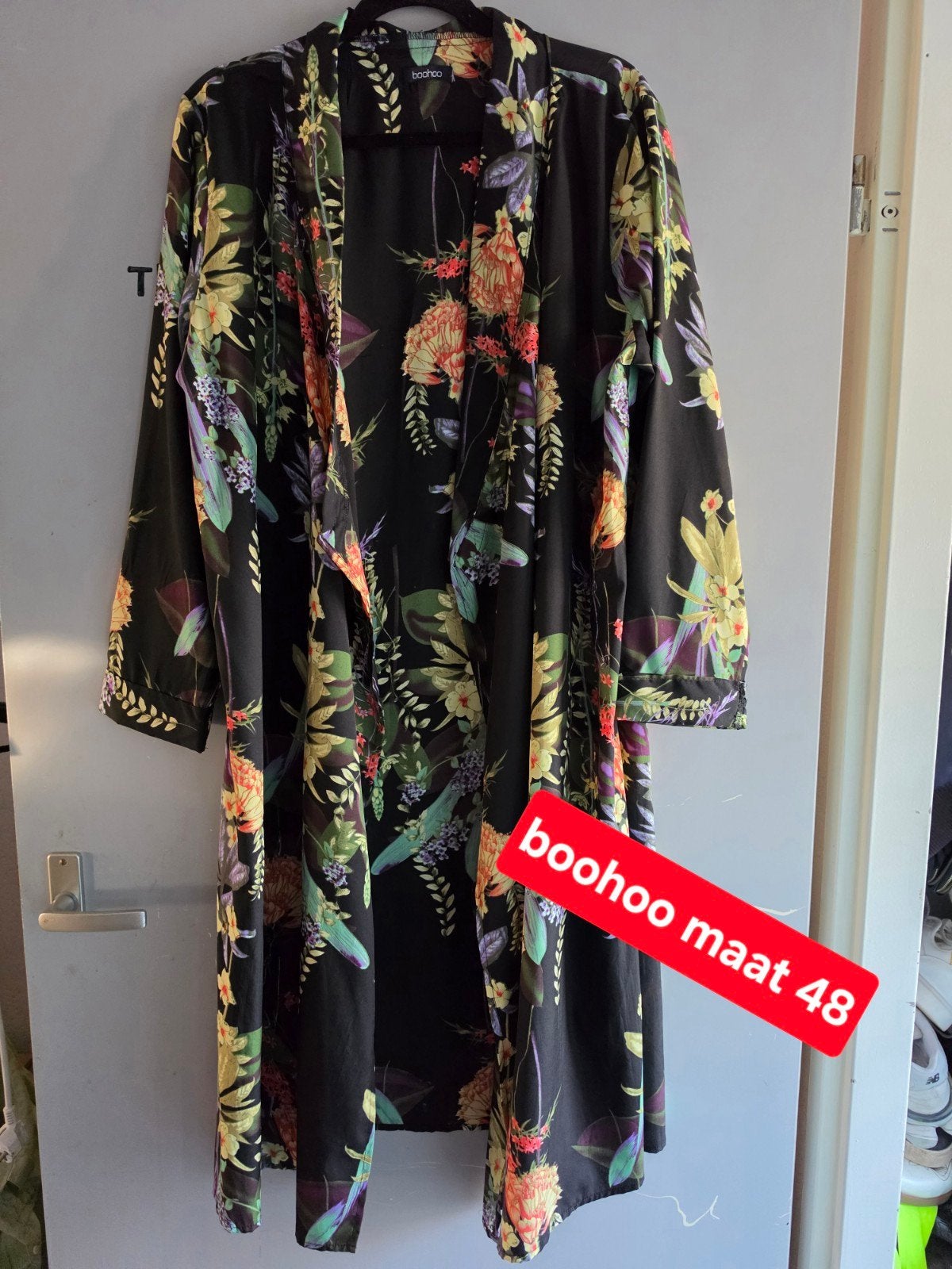 boohoo maat 48, Ophalen of Verzenden, Zo goed als nieuw, Zwart, Broek of Spijkerbroek