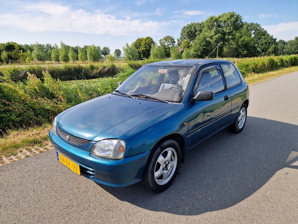 Daihatsu Charade 1.3 RTI 16V Automaat Unieke KmStand Nwe APK