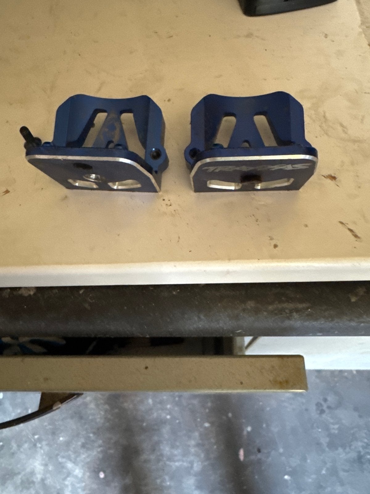 Traxxas X-Maxx Motor Mount - Blauw Aluminium, Overige merken, Gebruikt, Groter dan 1:32, Ophalen of Verzenden