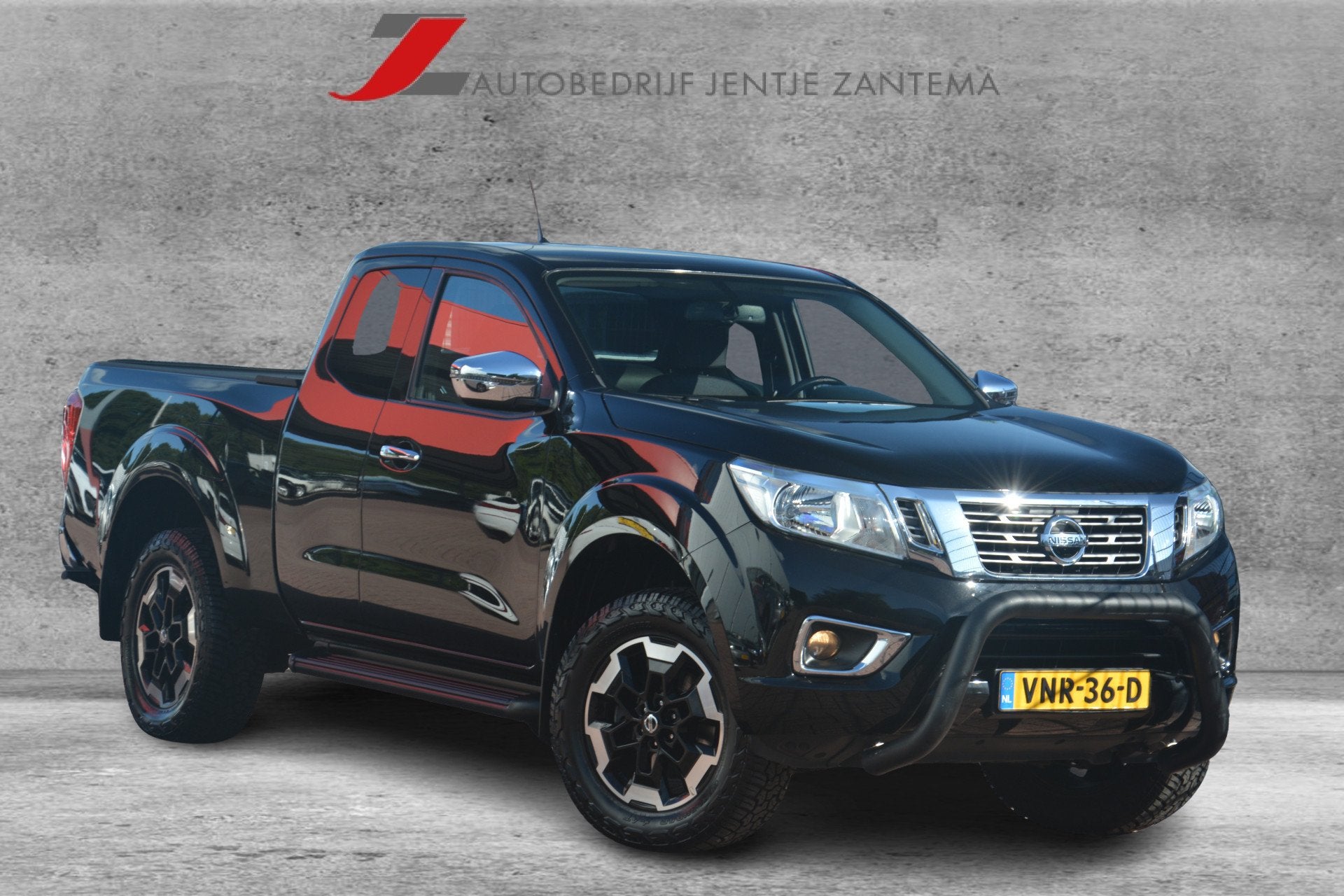 Nissan Navara 2.3 dCi N-Connecta King Cab | Navigatie | Came, Gebruikt, 4 cilinders, Zwart, Bedrijf