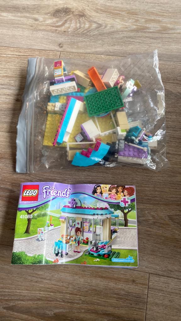 Lego Friends Dierenkliniek 41085 met instructieboekje, Ophalen, Lego, Friends, Zo goed als nieuw