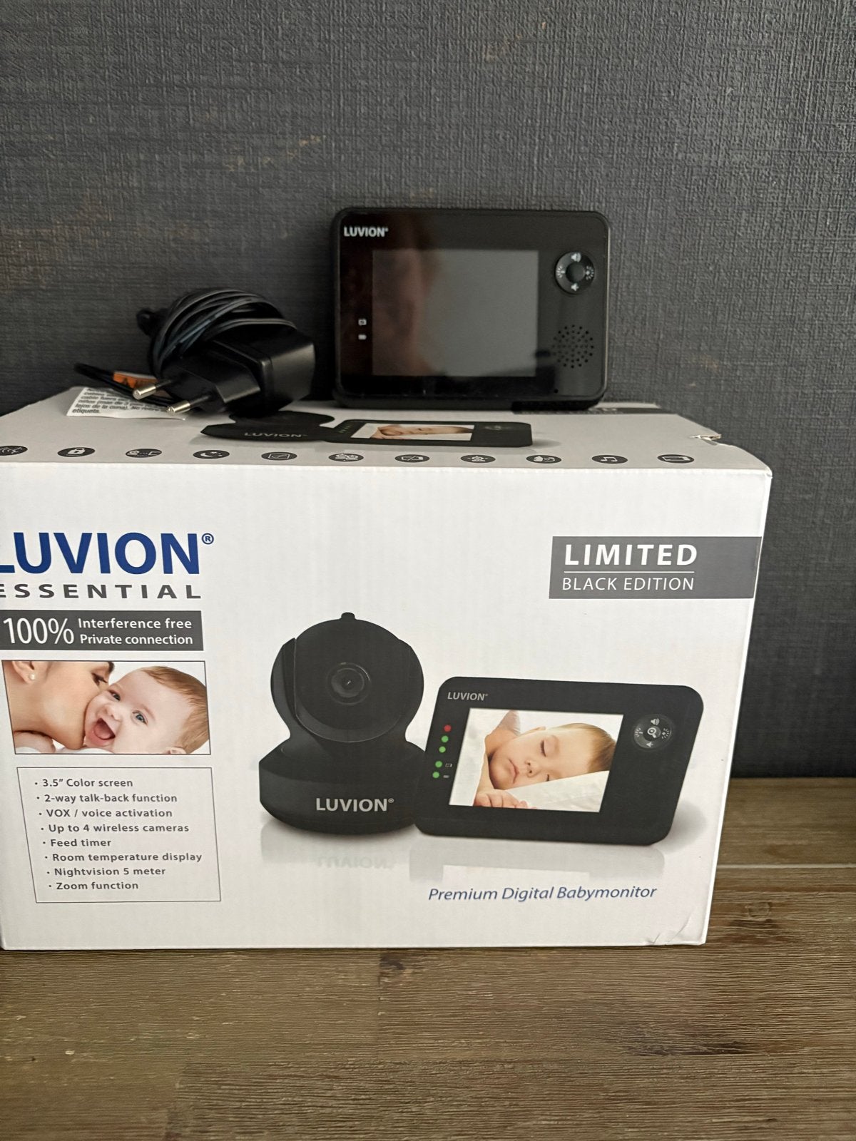 Luvion Essential Limited Black Edition Babyfoon, Ophalen of Verzenden, Zo goed als nieuw, 250 meter of meer, Camera
