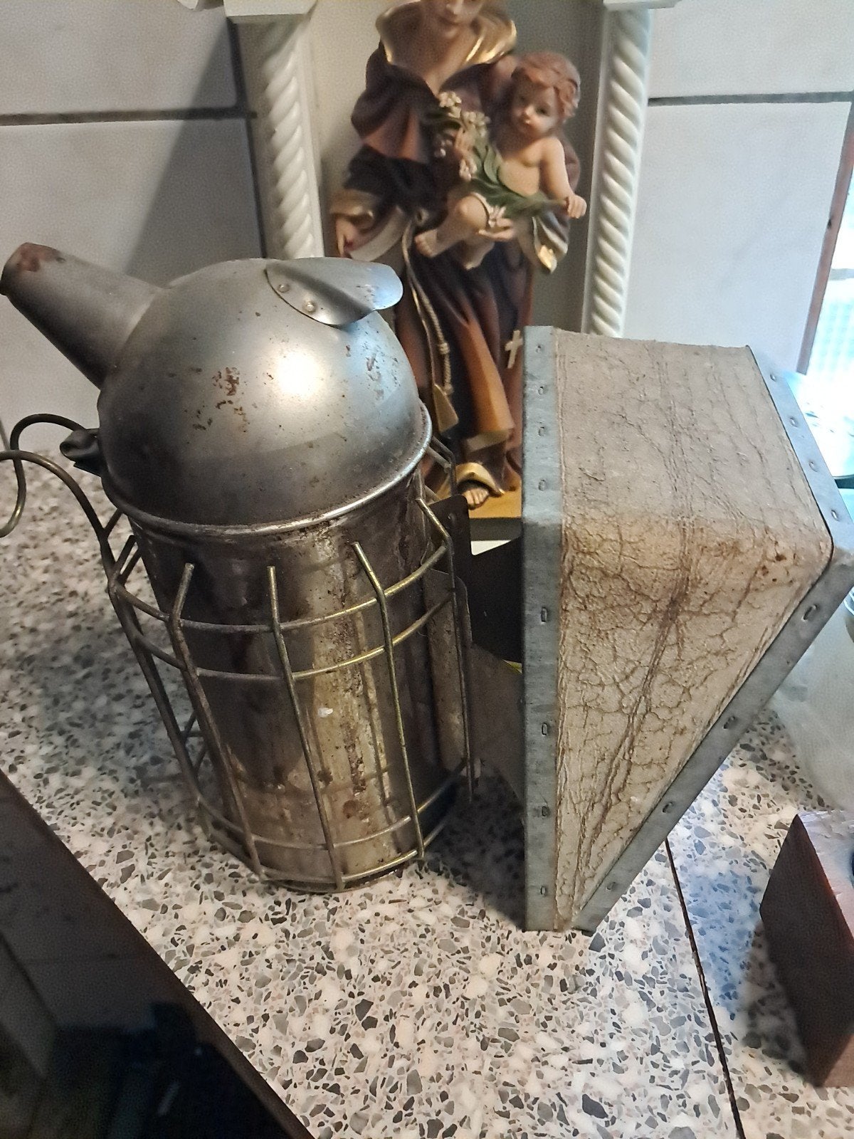 Imkers Beroker Bijen Beroker, Ophalen