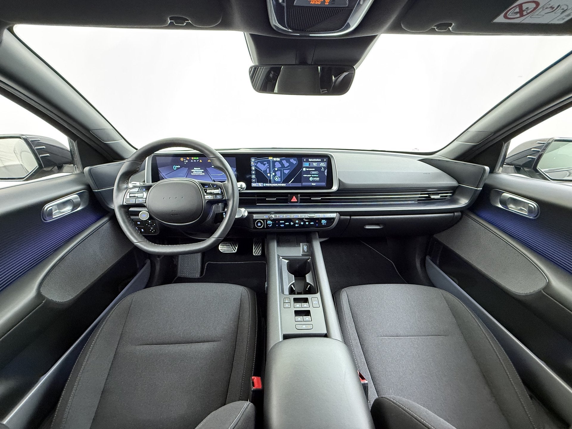 Hyundai IONIQ 6 77.4kWh 229PK Trekhaak SOH 100% Warmtepomp A, Auto's, Automaat, 228 pk, Gebruikt, 1885 kg