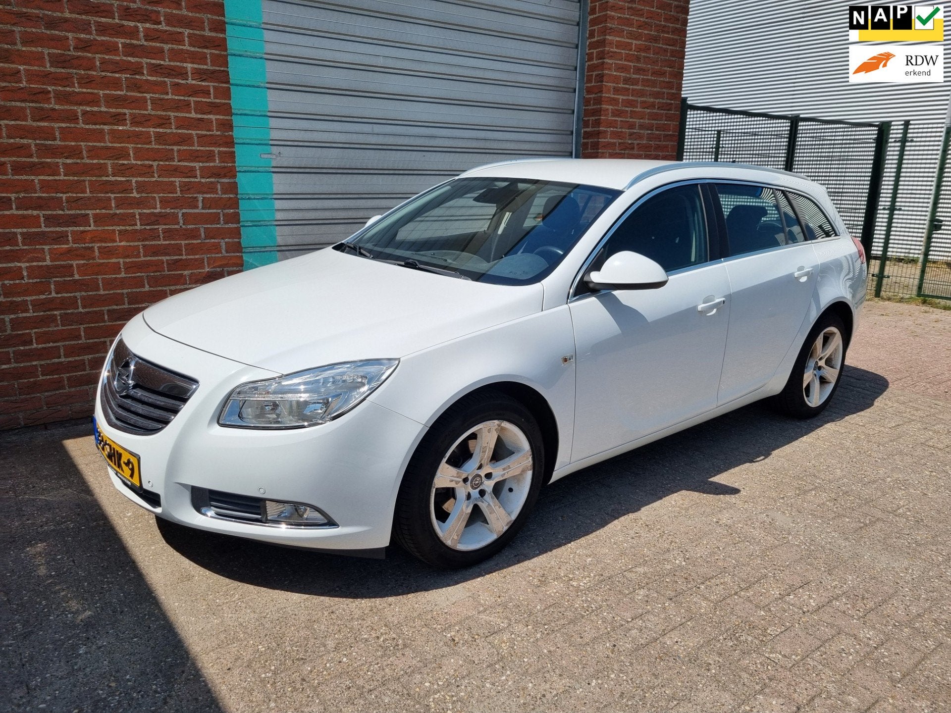 Opel Insignia Sports Tourer 1.4 Turbo EcoFLEX Navi! Bj:2011, Auto's, Gebruikt, 4 cilinders, Wit, Origineel Nederlands