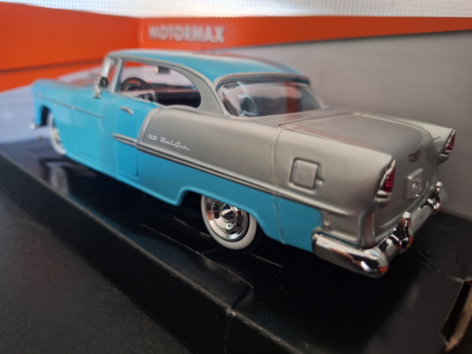 Chevrolet Bel Air 1957 Schaal 1:24, Hobby en Vrije tijd, Modelauto's | 1:24, Nieuw, Ophalen of Verzenden, Motormax, Motormax