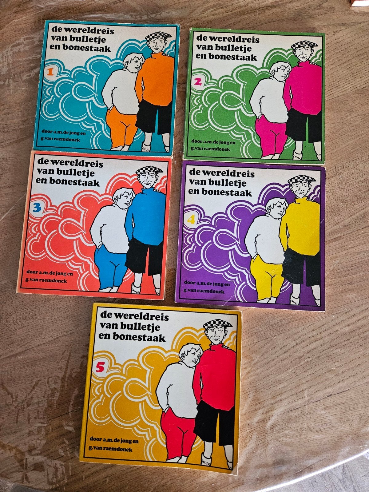 De Wereldreis van Bulletje en Bonestaak - Complete set, Ophalen of Verzenden, Gelezen, A.M. de Jong en G. van Raemdonck, Fictie algemeen