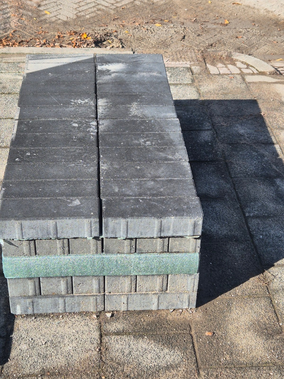 Nieuwe betonnen klinkers voor terras of oprit, Ophalen, Klinkers, Nieuw, 5 tot 10 m²