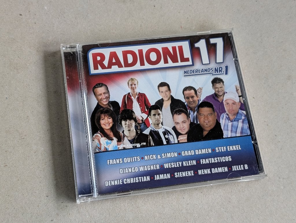 Diverse artiesten: RadioNL 17 (CD), Ophalen of Verzenden, Zo goed als nieuw, Levenslied of Smartlap, Verzamelalbum