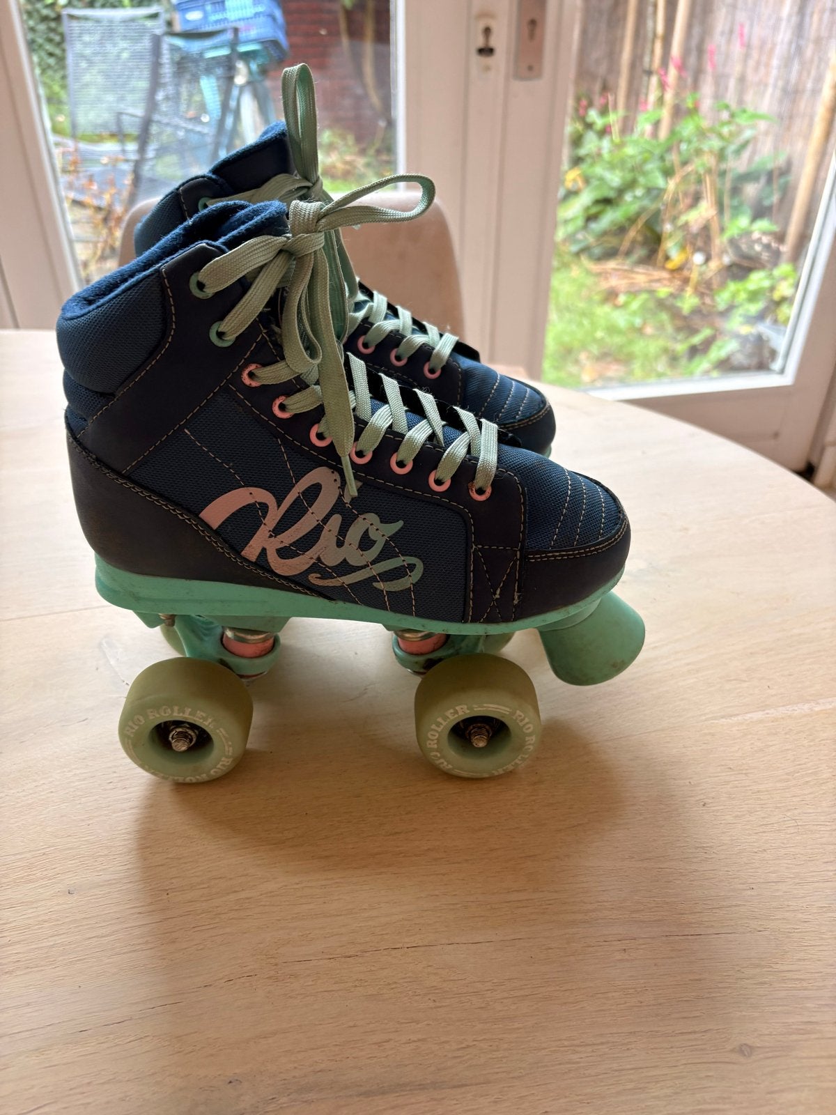 Rio Roller Lumina rolschaatsen - haast nieuw - maat 35,5, Ophalen of Verzenden, Zo goed als nieuw, Kinderen