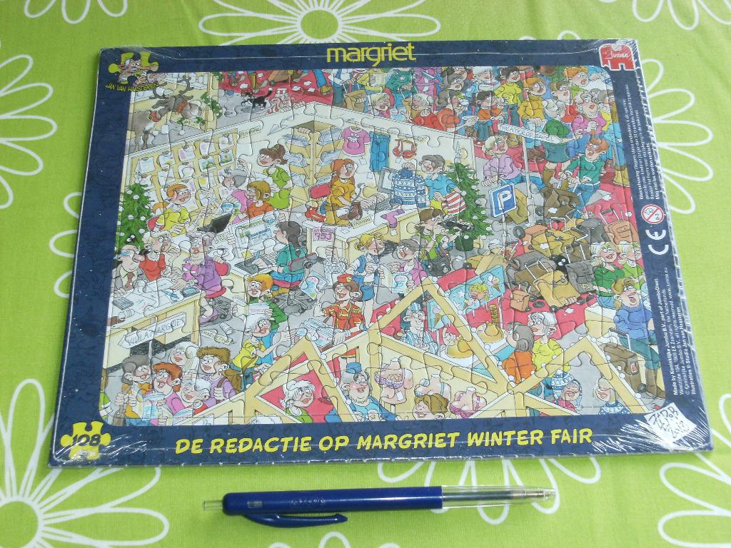 Nieuw in seal: Jan van Haasteren - Margriet fair (108 st) *, Ophalen of Verzenden, Minder dan 500 stukjes, Nieuw, Legpuzzel