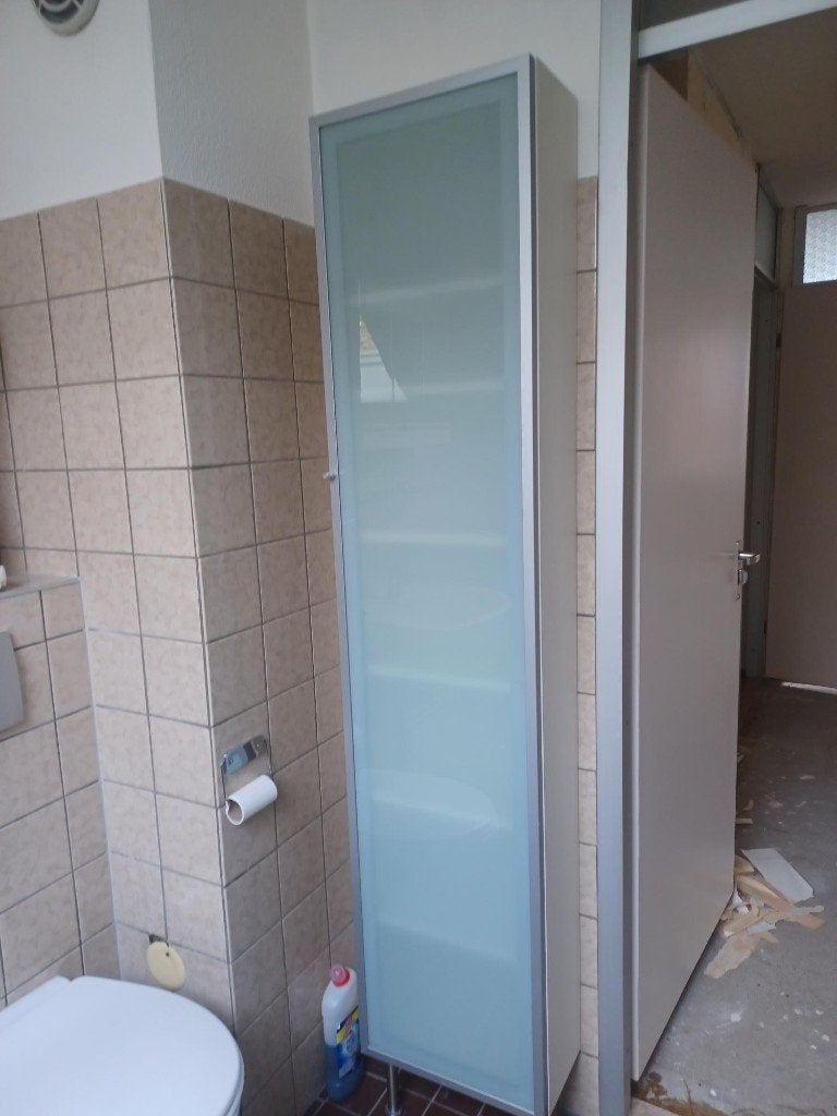 hoge badkamerkast, Huis en Inrichting, Badkamer | Badkamermeubels, Ophalen, (Half)hoge kast, Minder dan 50 cm, Gebruikt