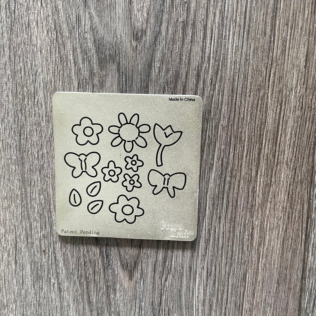 Cuttlebug assortiment stansjes, Hobby en Vrije tijd, Ophalen, Zo goed als nieuw, Geschikt voor snijden, Gereedschap of Toebehoren