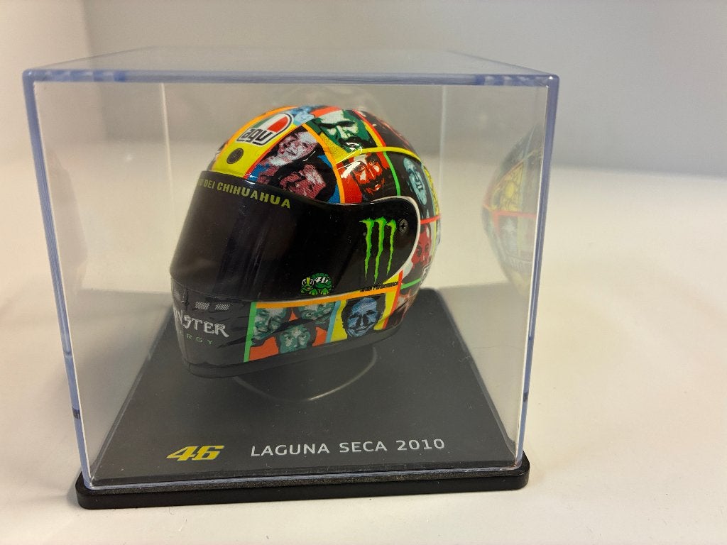 69754 Helm - MotoGP - Valentino Rossi - Laguna Seca 2010 1:5, Overige typen, Zo goed als nieuw, Bachsatztstr. 54 D 72131 Ofterdingen, Germany