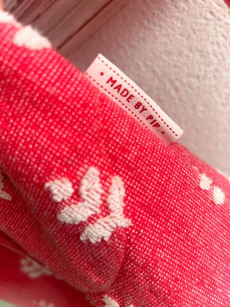 Pip Studio Badjas Rood met Witte Bladeren, Ophalen of Verzenden, Zo goed als nieuw, Rood, Overige typen