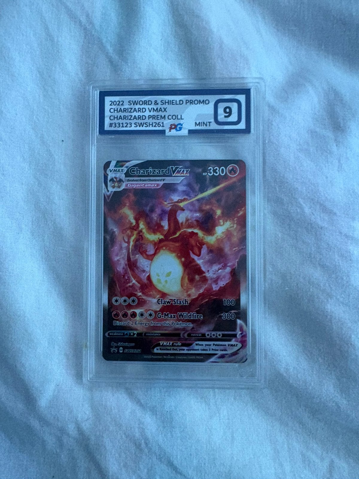 Charizard vmax promo 9, Ophalen of Verzenden, Zo goed als nieuw