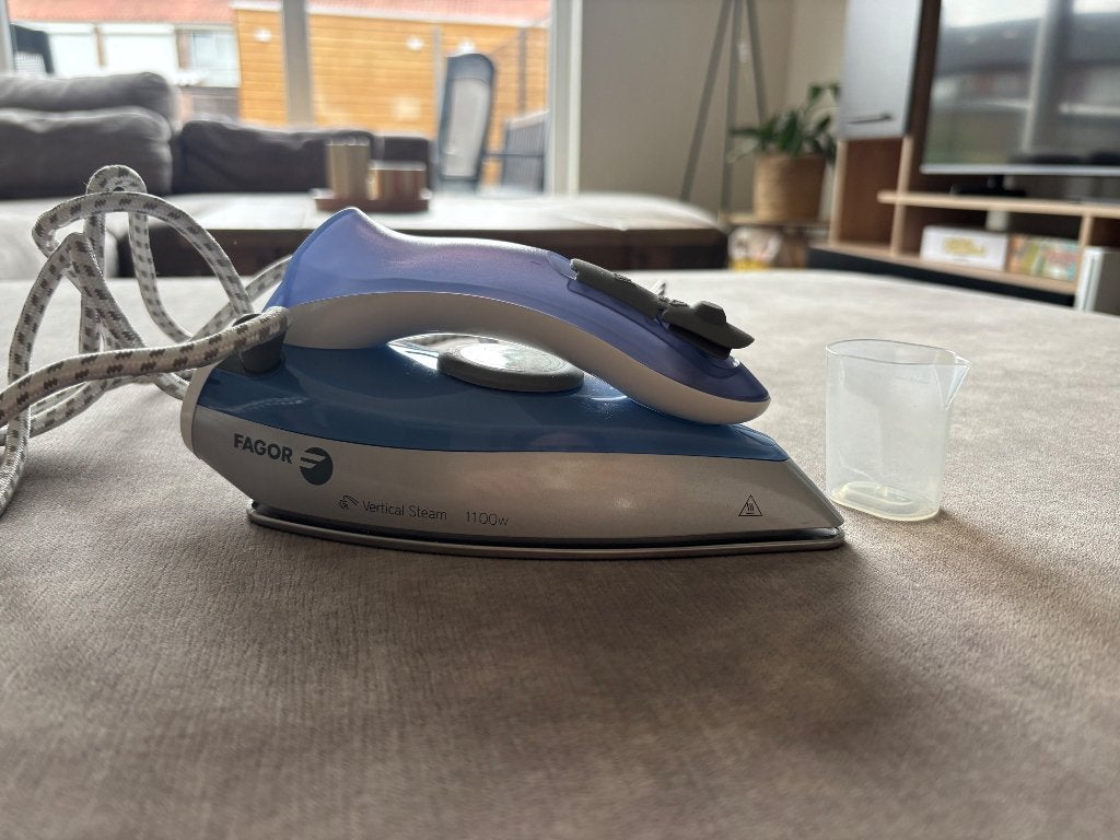 Fagor mini strijkijzer, Ophalen of Verzenden, Zo goed als nieuw, Strijkijzer met snoer