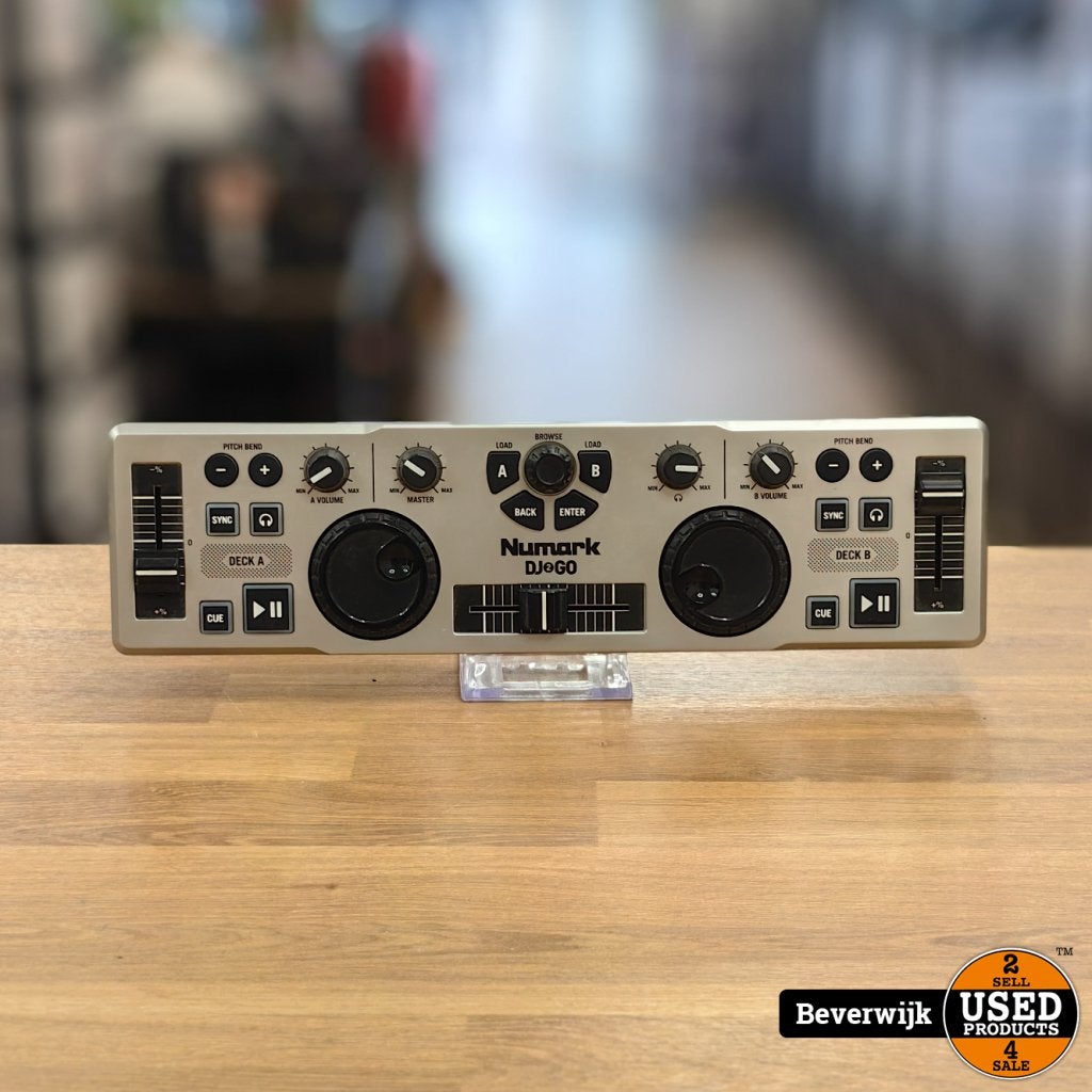 Numark DJ2GO | Zilver - Netjes, Numark, Gebruikt, Support@numark.com, Numark Industries
200 Scenic View Drive
Cumberland, RI 02864-1813
USA
