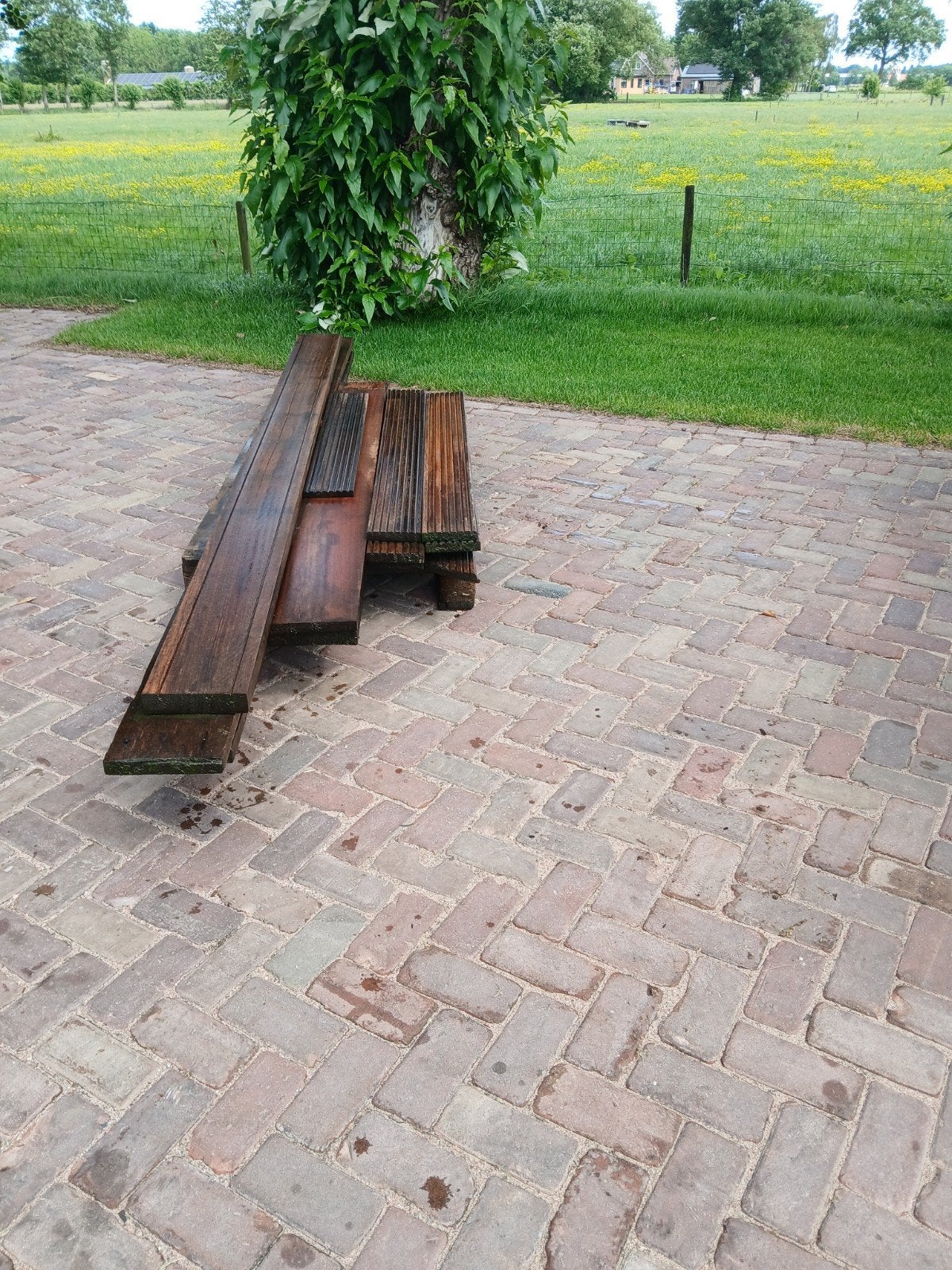 Restpartijtje Hardhout planken, Doe-het-zelf en Verbouw, Hout en Planken, Ophalen, Overige houtsoorten, 25 tot 50 mm, Plank
