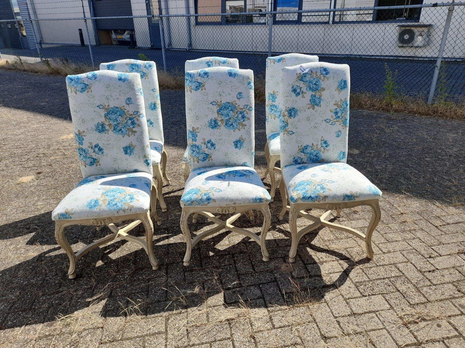Set 6 mooie stoelen opnieuw een gestoffeerd, Ophalen