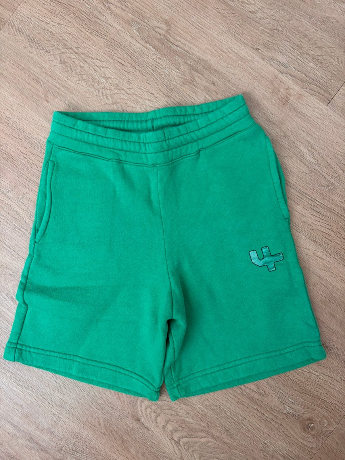 korte broek van het merk FOUR, Broek, Gebruikt, Four, Ophalen of Verzenden