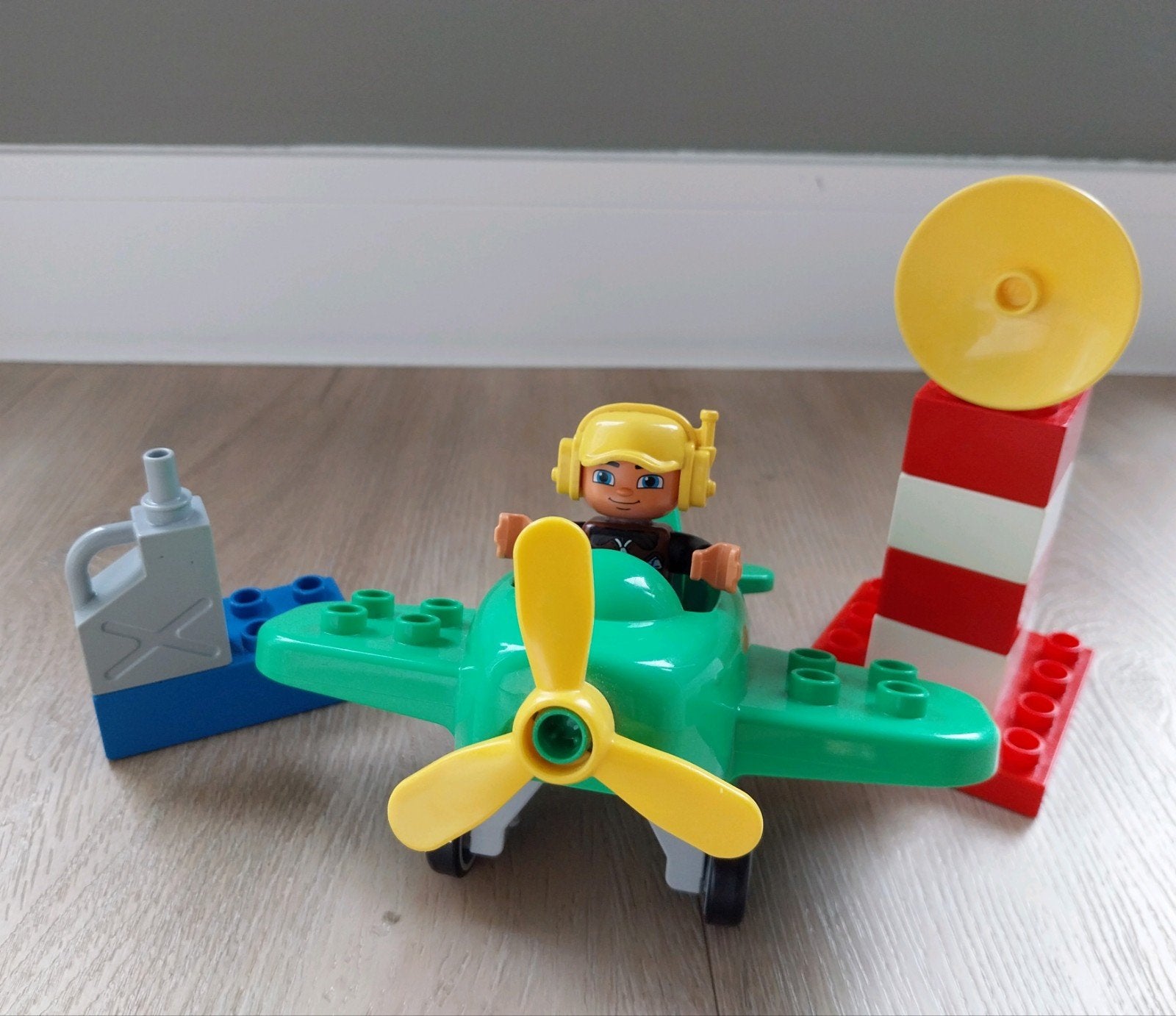 LEGO DUPLO Klein Vliegtuig, Ophalen of Verzenden, Zo goed als nieuw, Compleet, Duplo