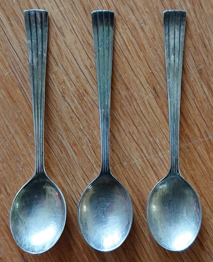3 verzilverde Douwe Egberts lepeltjes, Verzamelen, Porselein, Kristal en Bestek, Gebruikt, Verzilverd, Ophalen of Verzenden, Metaal