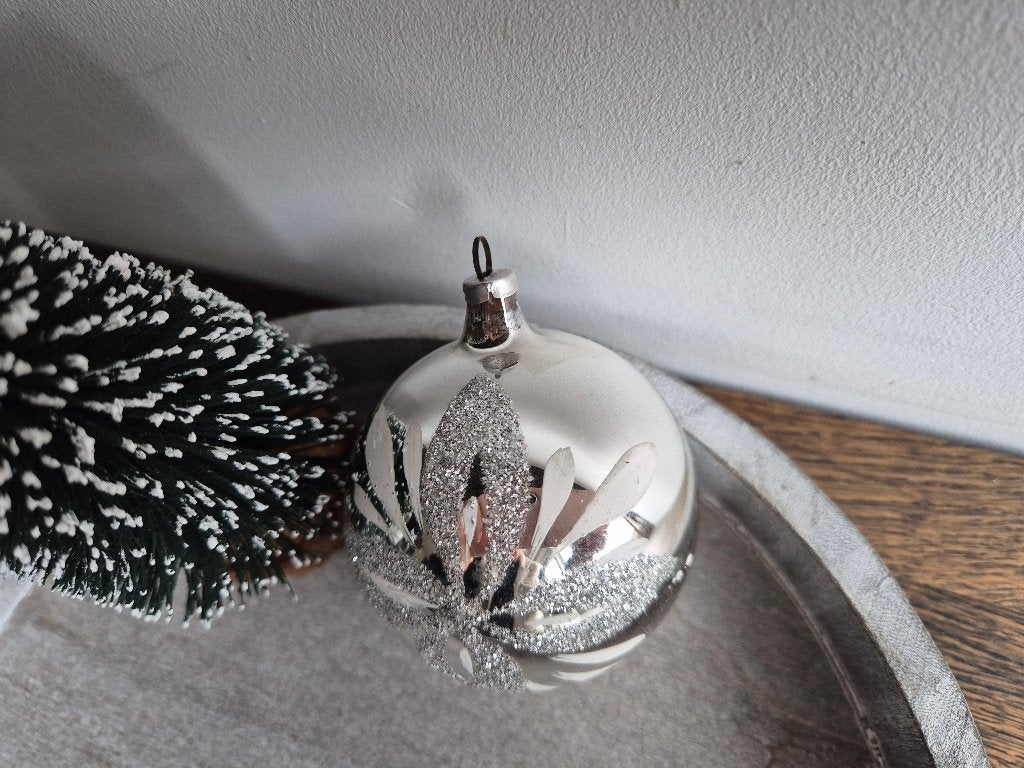 Vintage kerstbal bloem zilver glitter 533, *, Gebruikt, *, Ophalen of Verzenden