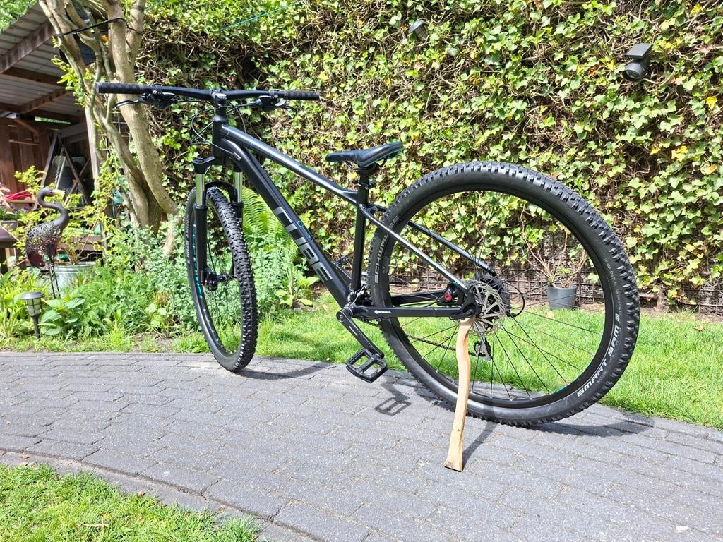 Cube Aim Race. Vanaf 10 jaar ong. Zie de foto's., Ophalen, Zo goed als nieuw, 26 inch of meer