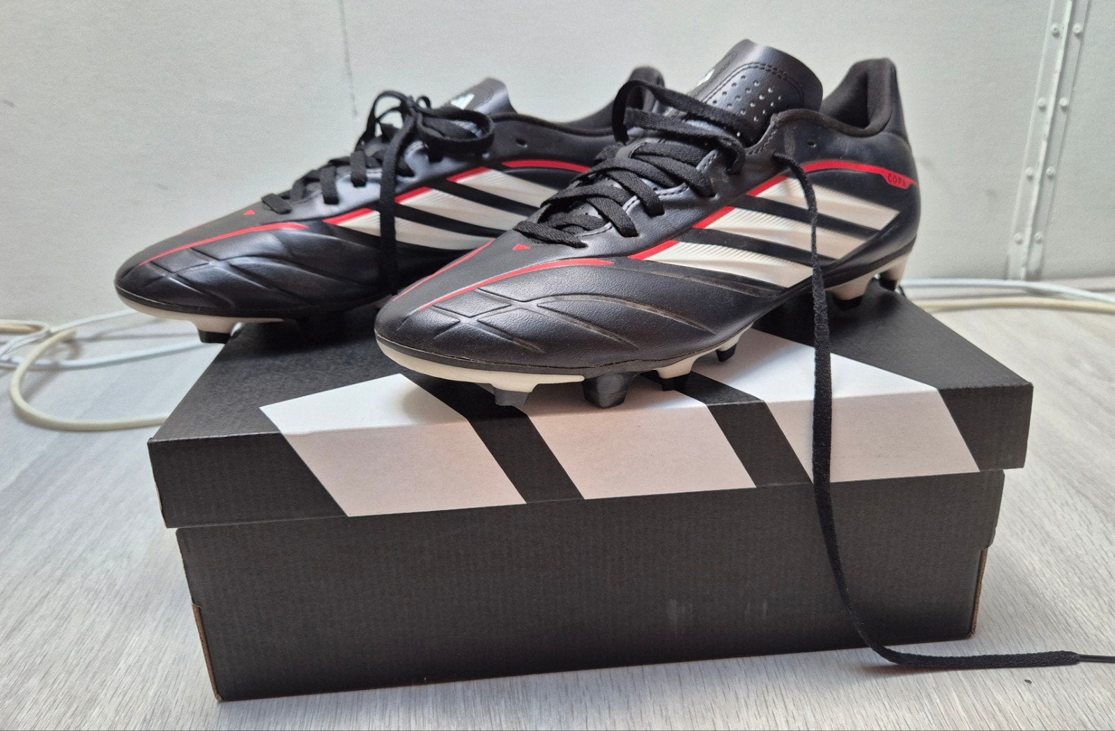 Adidas Copa voetbalschoenen - Maat 44 2/3e, Maat XS of kleiner, Ophalen of Verzenden, Zo goed als nieuw, Schoenen