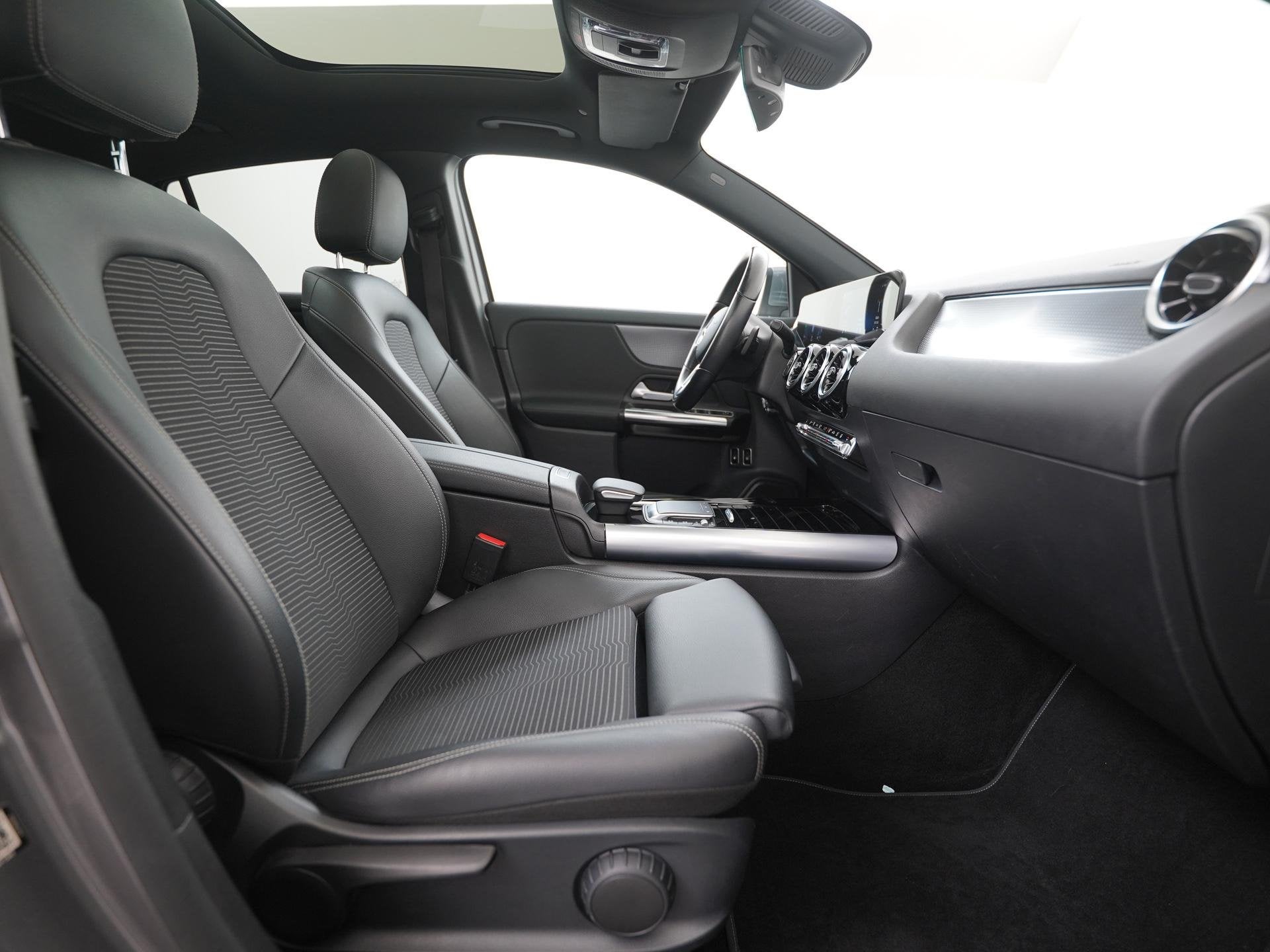 Mercedes-Benz GLA-klasse 250e Progressive | Panoramadak | Ca, Auto's, Leder en Stof, Bedrijf, Verwarmde buitenspiegels, Hybride Elektrisch/Benzine