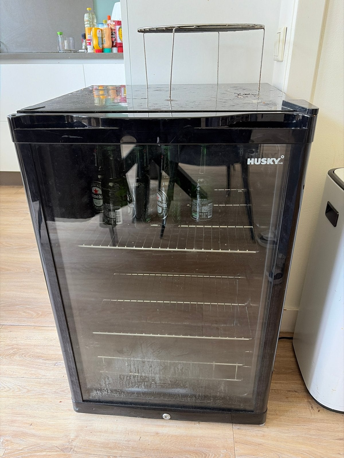 Husky mini koelkast met glazen deur, Witgoed en Apparatuur, Minder dan 45 cm, Minder dan 75 liter, Ophalen, 85 tot 120 cm