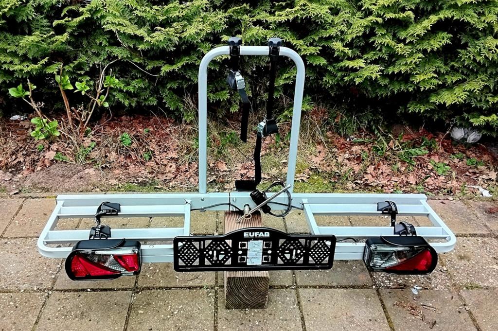Nieuw Eufab Bike Two 11411 fietsendrager 2-fietsen, Ophalen, 2 fietsen, Trekhaakdrager, Brede banden