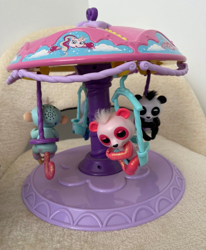 WowWee Fingerlings Carrousel + 4 interactieve aapjes ZGAN, Ophalen, Zo goed als nieuw, Jongen of Meisje