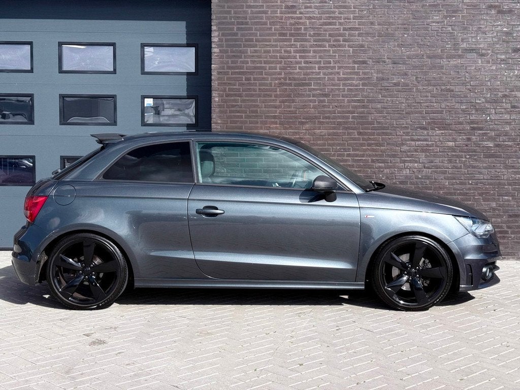 Audi A1 1.4 TFSI S edition |Pano|Cruise|Stoelverw|Vol opties, Voorwielaandrijving, Euro 5, Zwart, 4 stoelen
