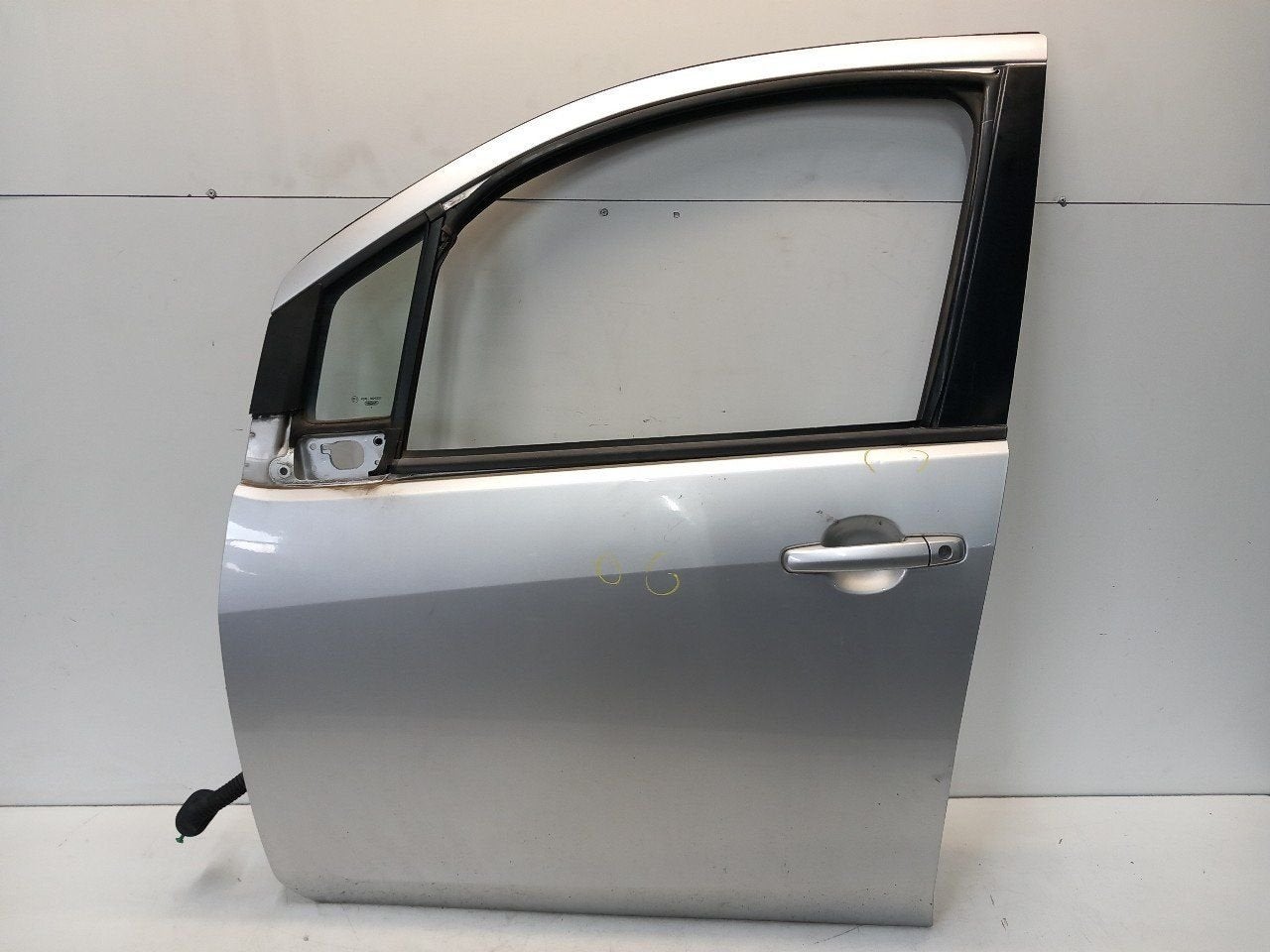 Portier links voor Opel Agila, Onderdelen@venauto.nl, Van der Ven Autorecycling B.V., Gebruikt, Ettenseweg 76, 4706 PB Roosendaal, The Netherlands