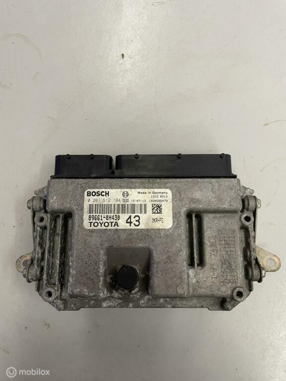Ecu Peugeot 108 Aygo Citroen C1 1KR-FE 2014 0261S1294, Gebruikt, Ophalen of Verzenden
